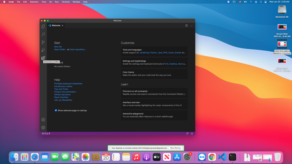 بعد تشغيل Visual Studio Code اضغط على زر Extensions ورمزه هو مربع مقسم لاربع مربعات متساوية واحداها مفصول عن المربع الام، ويمكن ملاحظته بوضوح في صورة الشاشة التالية